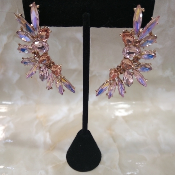 Rhinestone Wing Shape Stud Earrings In Pink - Picture 2 of 6
